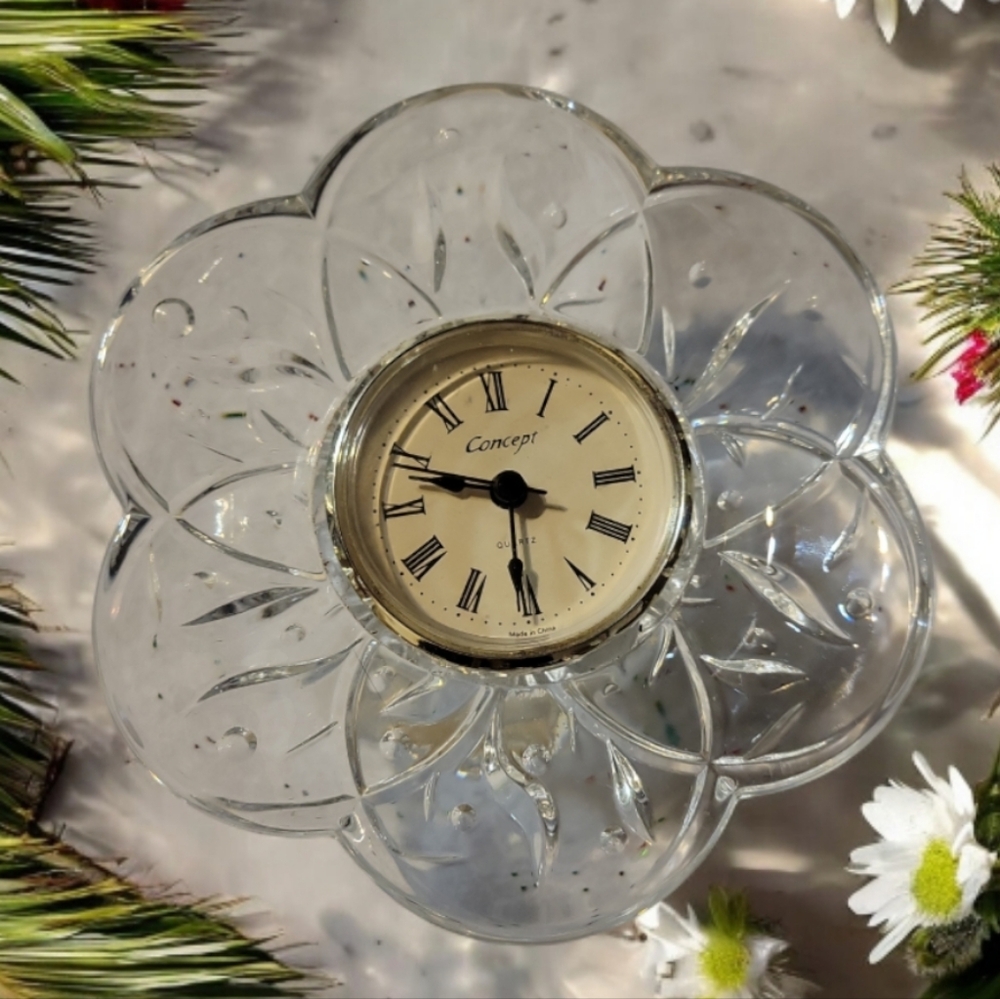 Vtg 60's Staiger Crystal Flower Quartz Desk Clock Clear Glass Candle Holder